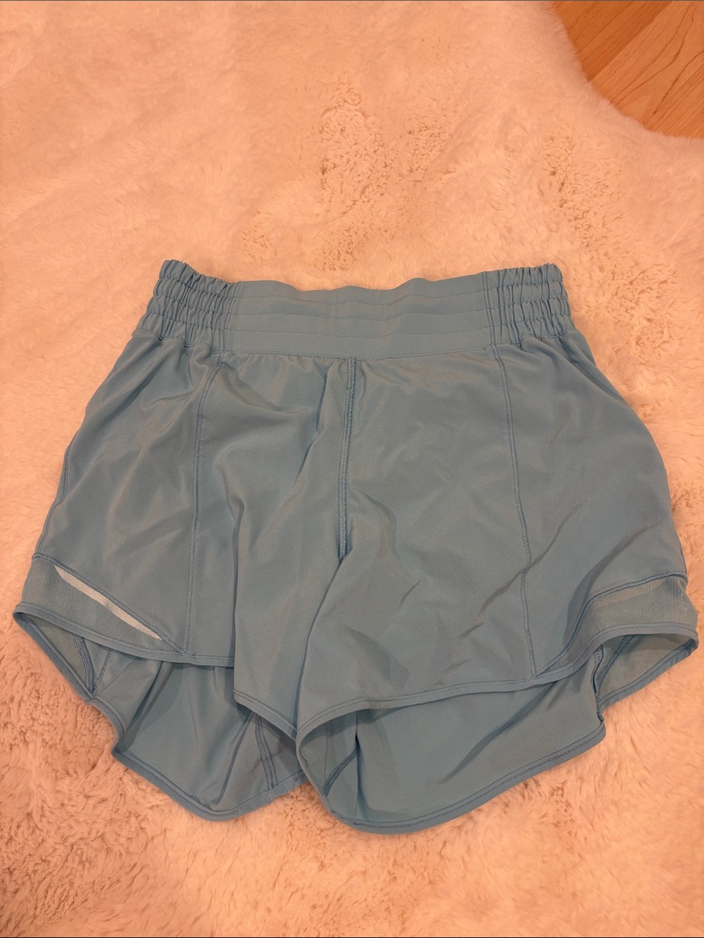 Lululemon Hotty hot short 4”
